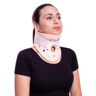 Colar Cervical Philadhelphia com Orifício